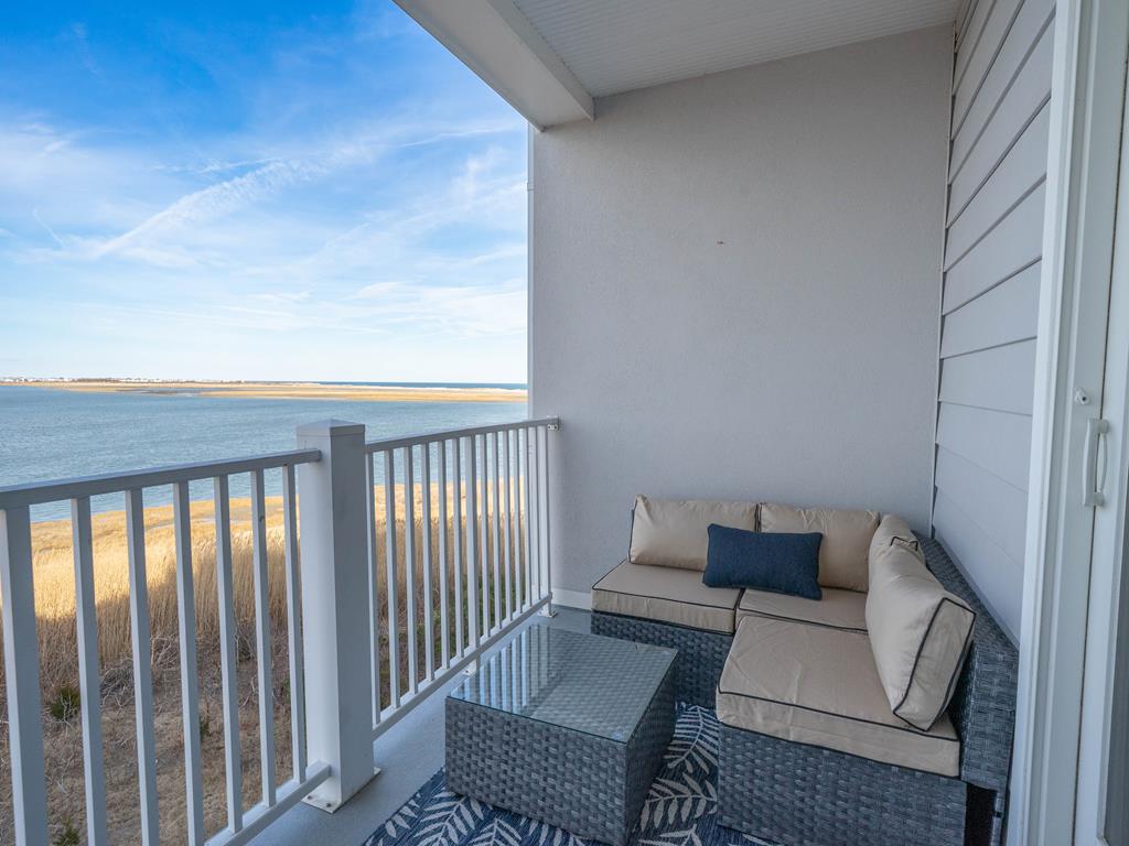 2304 Seaboard Circle | Photo 4