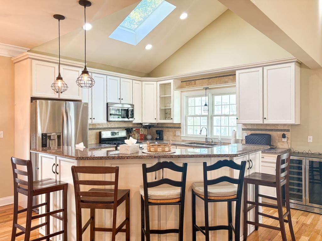 Charming Cape May Getaway – 325 Fourth Ave | Photo 6