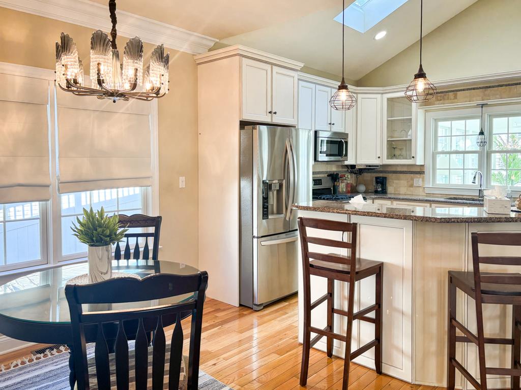 Charming Cape May Getaway – 325 Fourth Ave | Photo 7