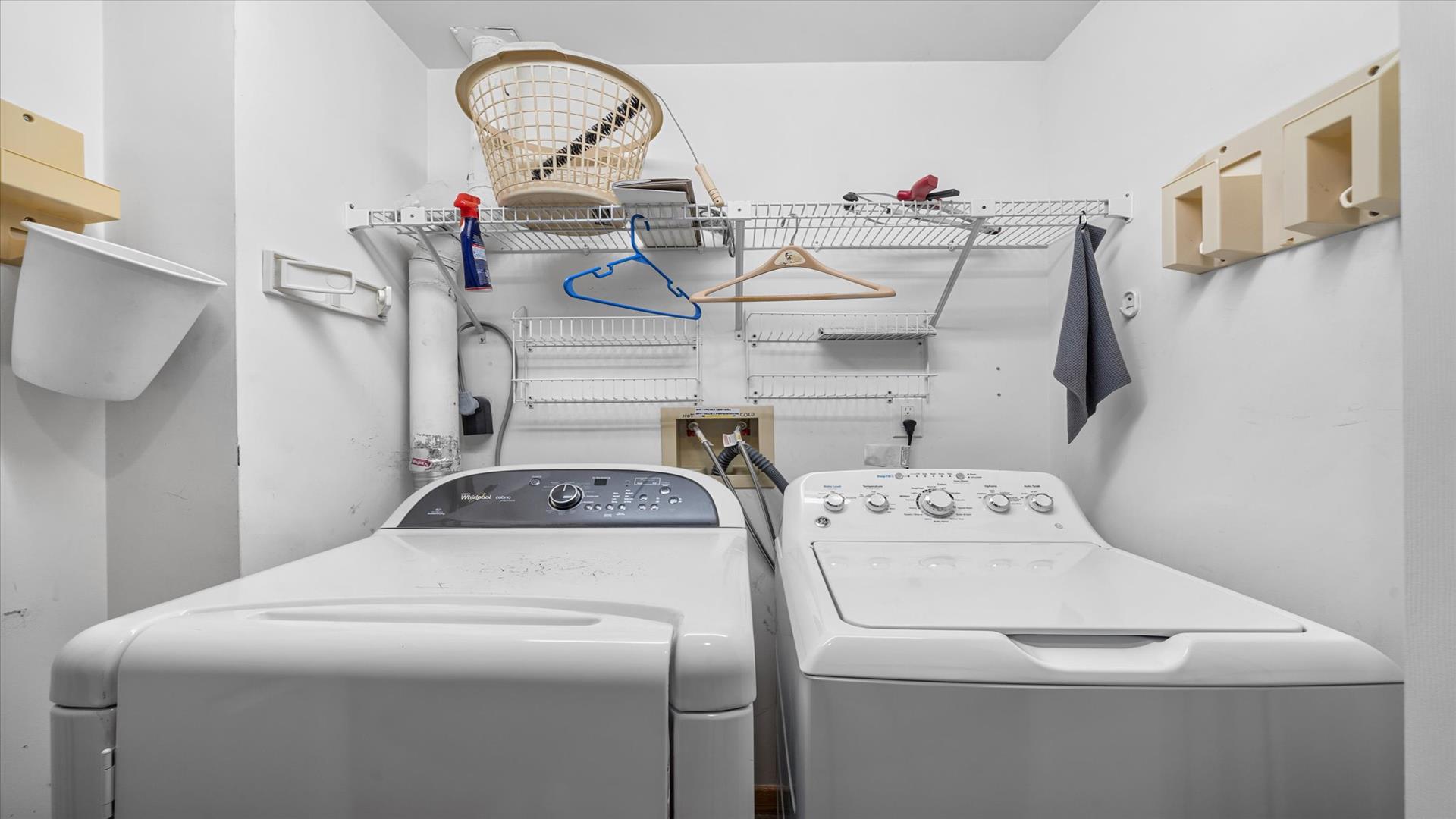 100 96th street, Stone Harbor (1 Block to Beach)