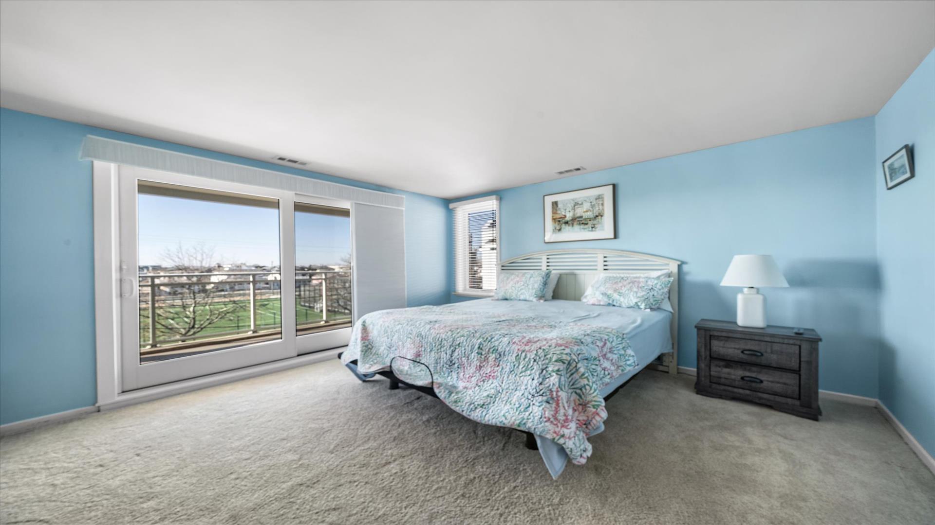 100 96th street, Stone Harbor (1 Block to Beach)