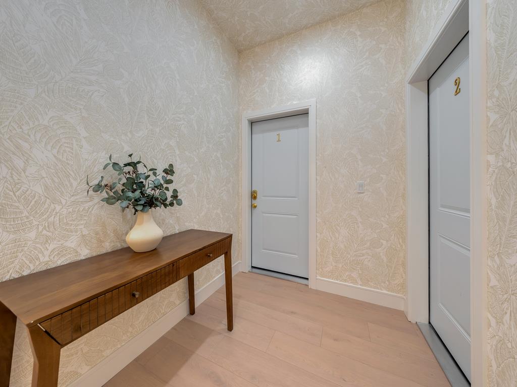 Washington Street Retreat - 518 Washington Unit 1 | Photo 3