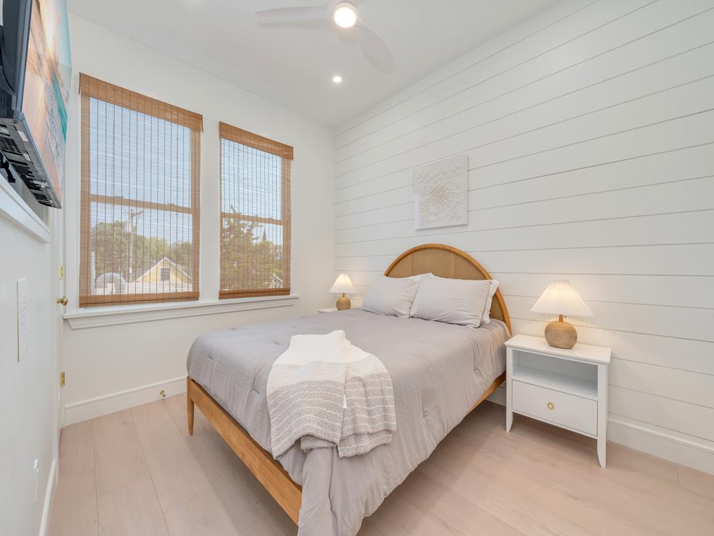 Washington Street Oasis - 518 Washington Unit 2 | Photo 18