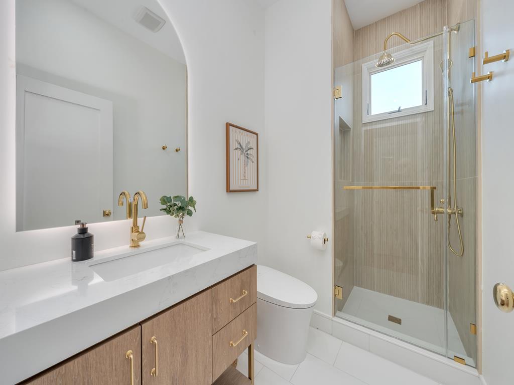 Washington Street Oasis - 518 Washington Unit 2 | Photo 25