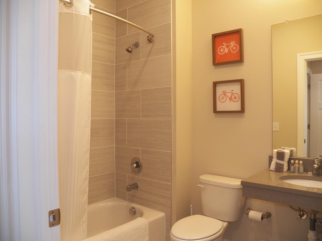 8515 Landis Avenue. - Picture 