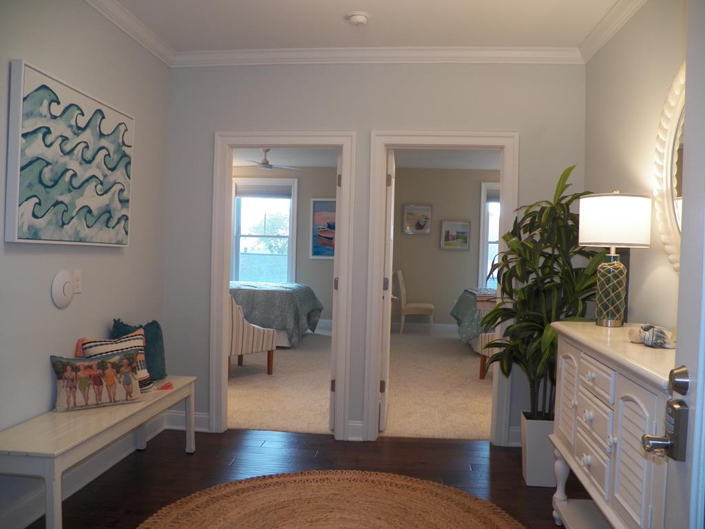 8515 Landis Avenue. - Picture 