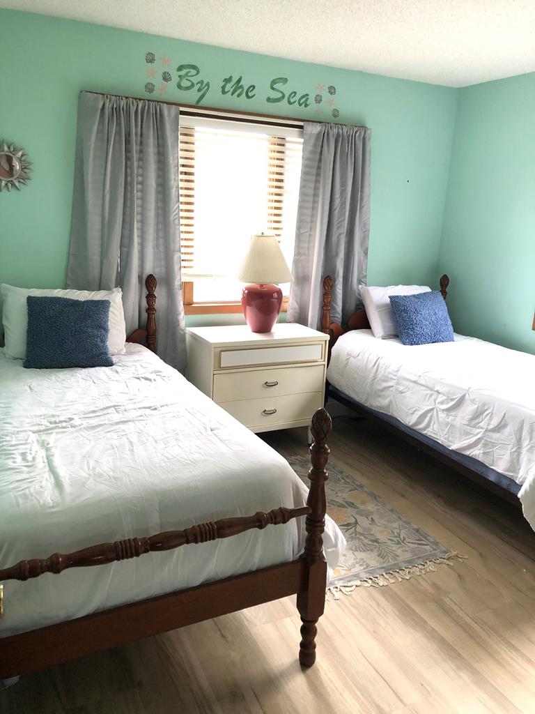 111 Berkeley Avenue, Beach Haven (Ocean Side)