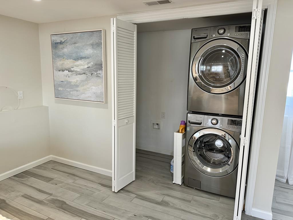 Beautiful Cape May Home in Quiet Neighborhood! | Photo 15