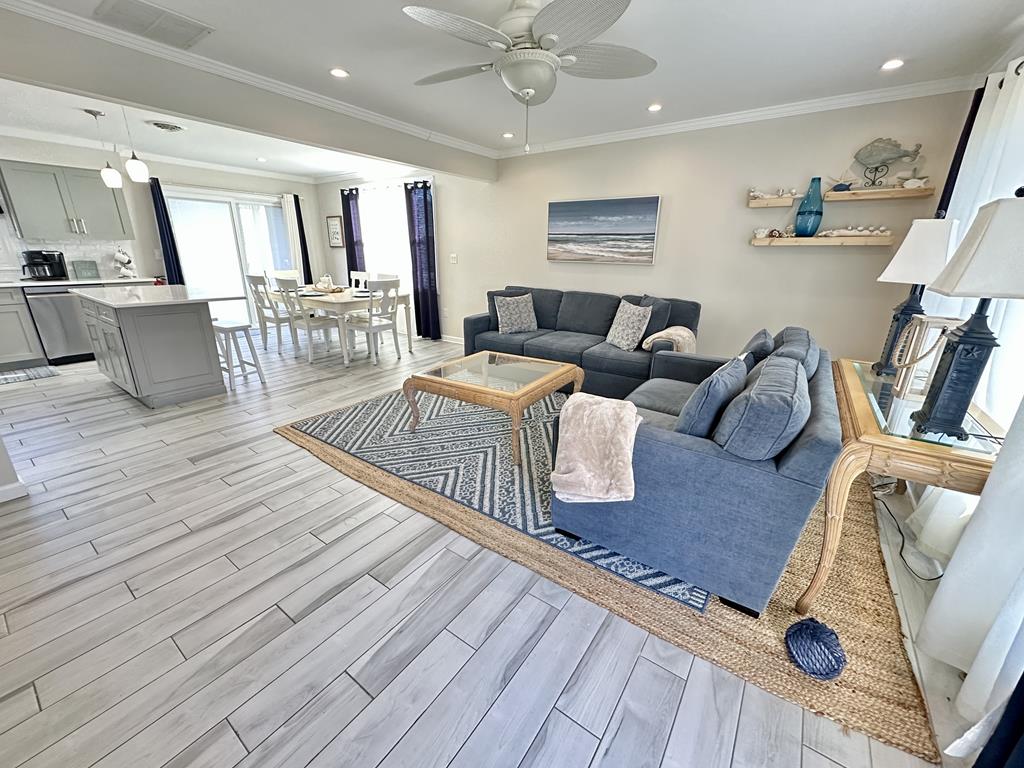 Beautiful Cape May Home in Quiet Neighborhood! | Photo 4