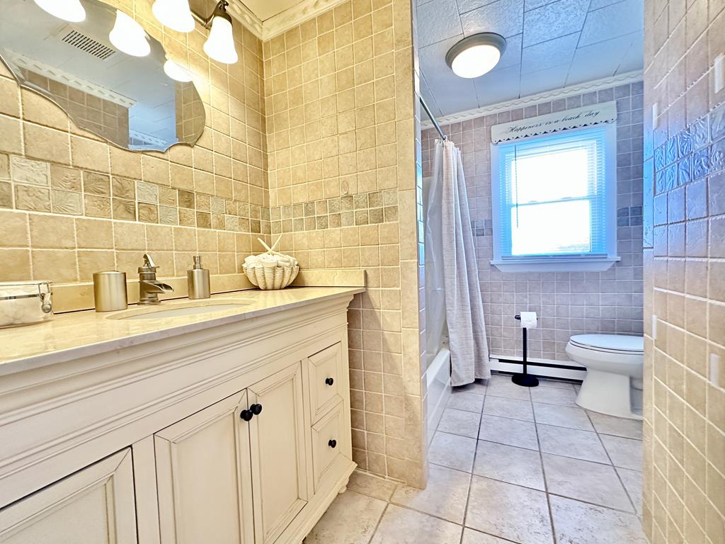 Beautiful Cape May Home in Quiet Neighborhood! | Photo 25