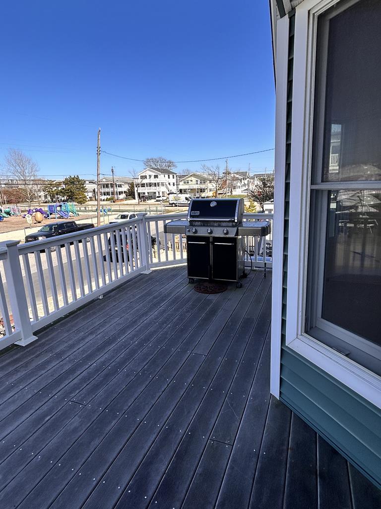 314 S. 1st Street, Surf City (Bay Block)