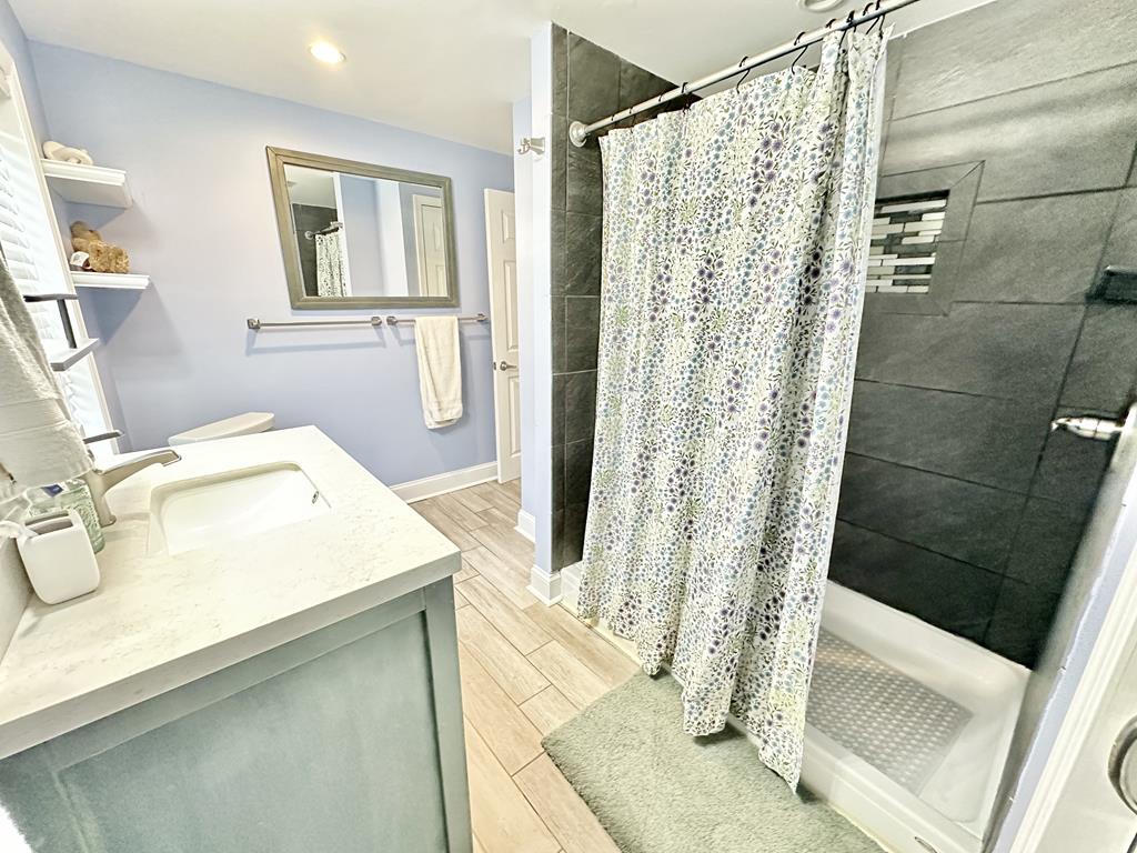 808 Dale Place | Photo 19