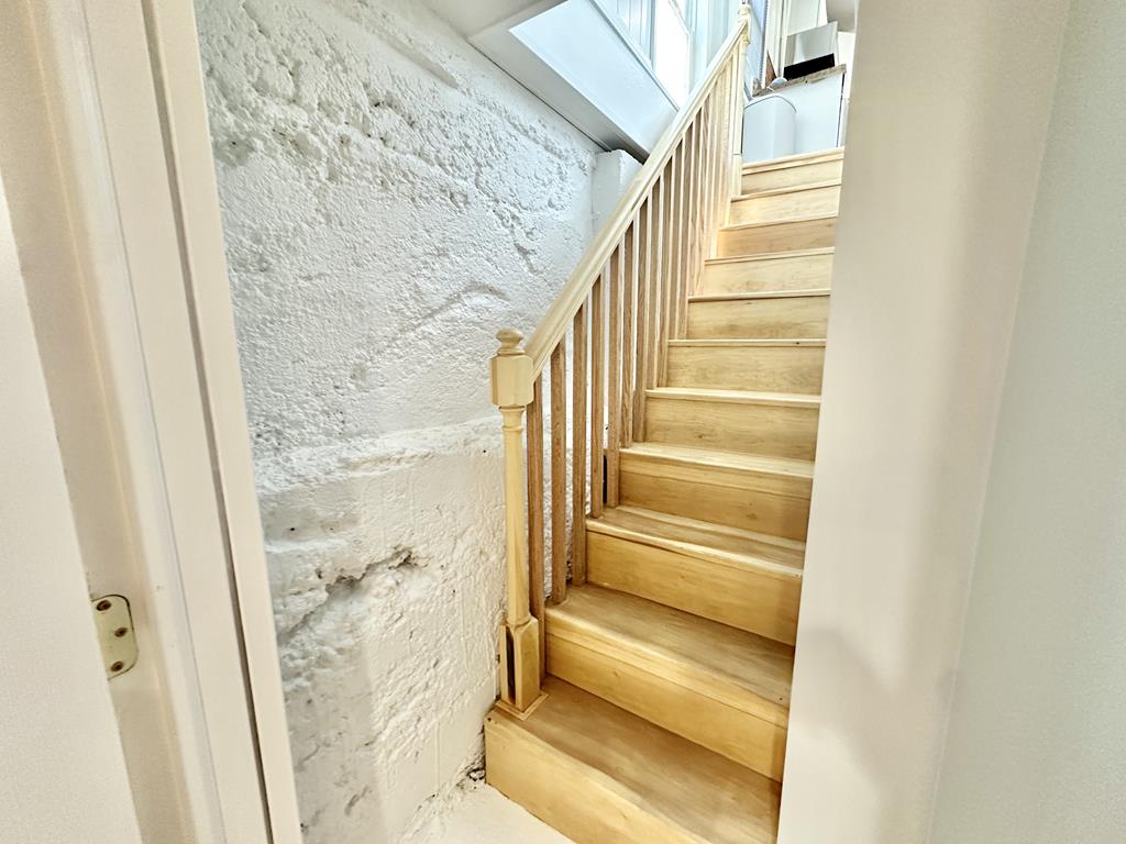 808 Dale Place | Photo 24