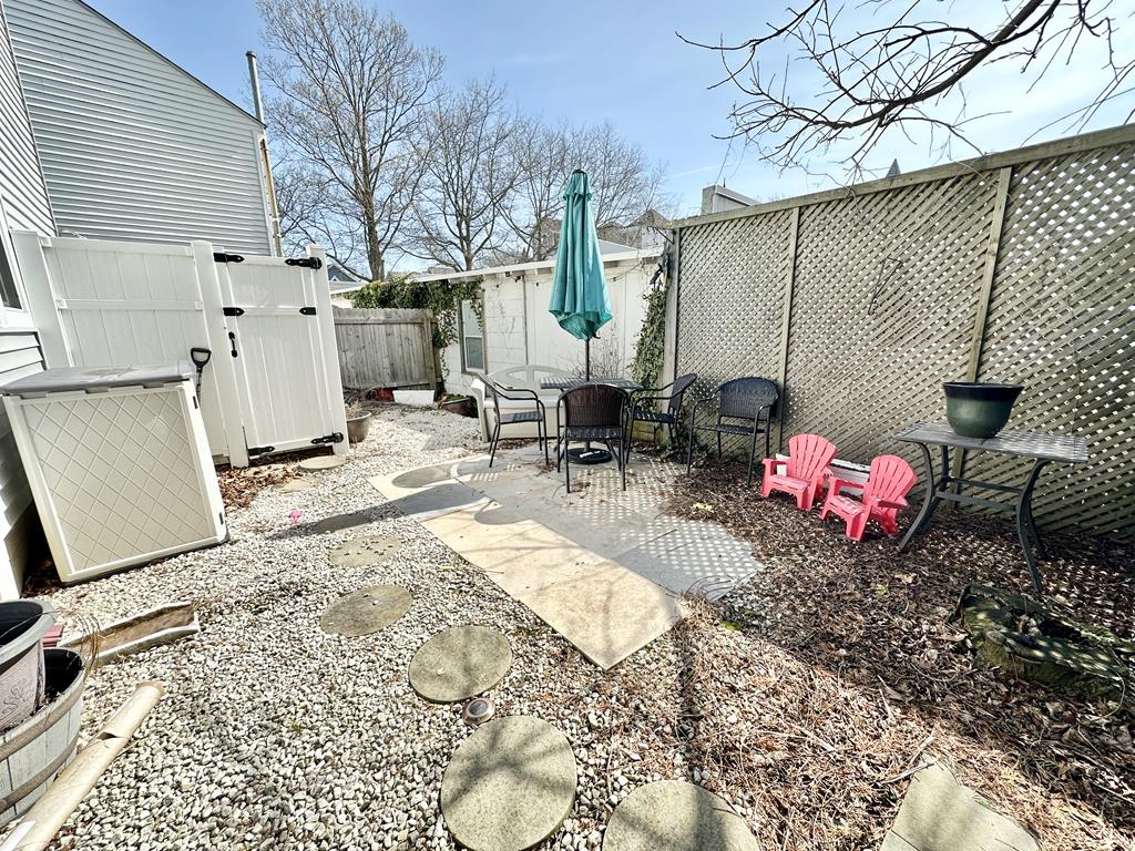 808 Dale Place | Photo 30