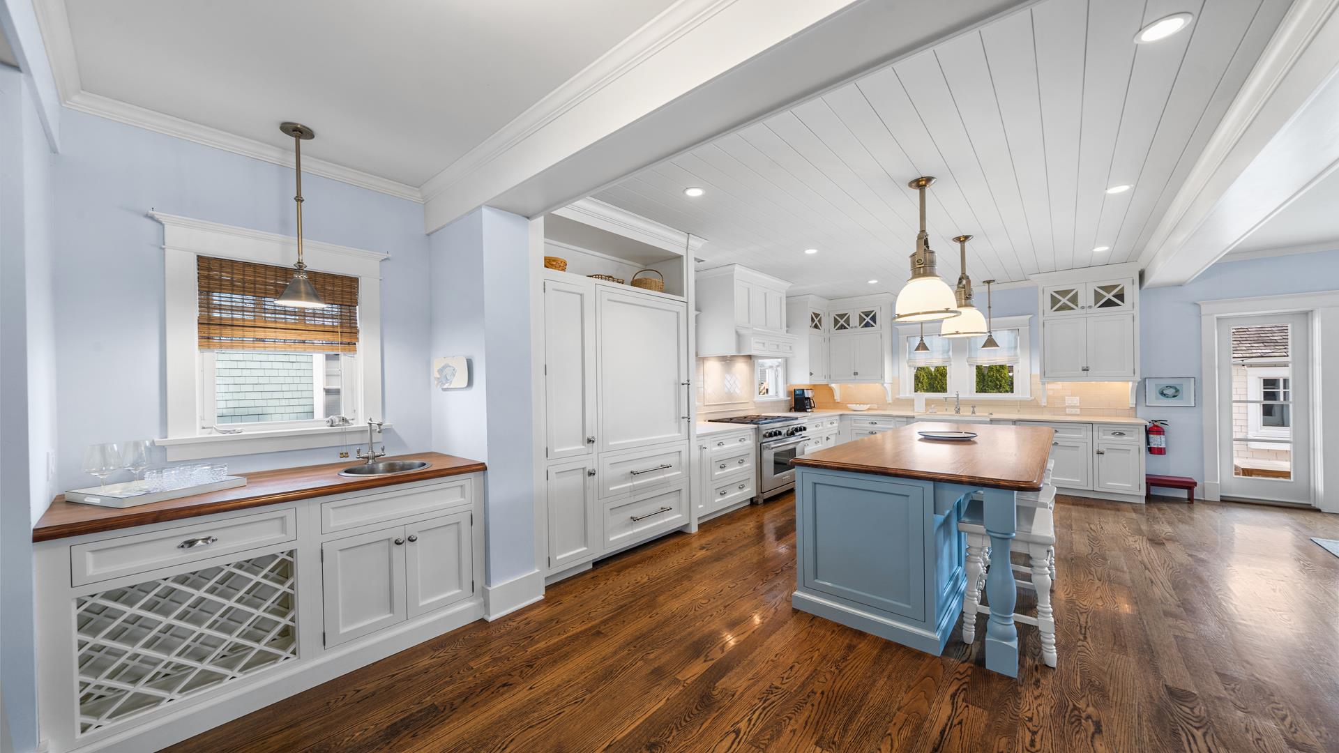 130 87th Street, Stone Harbor (Mid-Island)