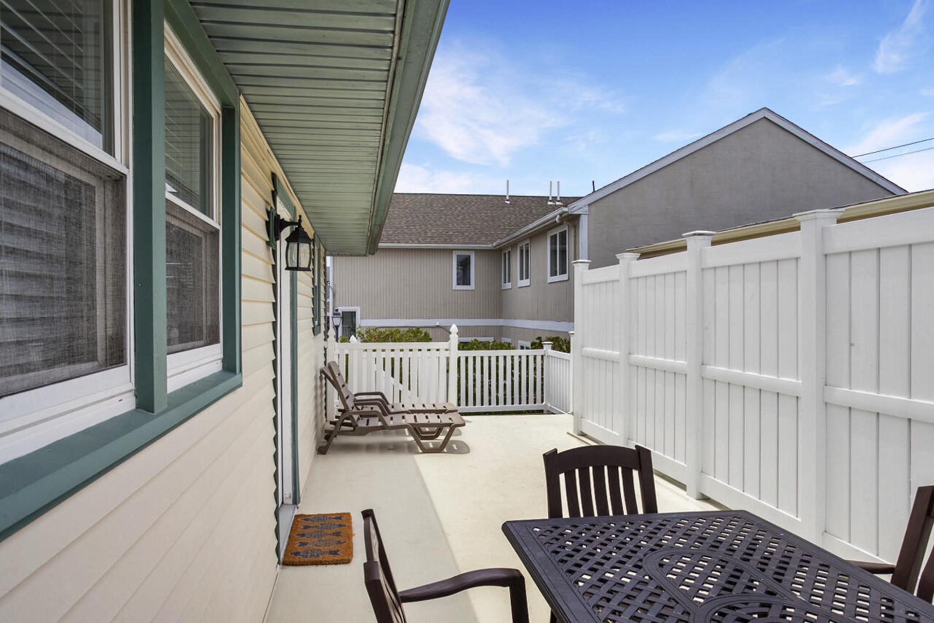 2655 Dune Drive, Avalon (Mid-Island)