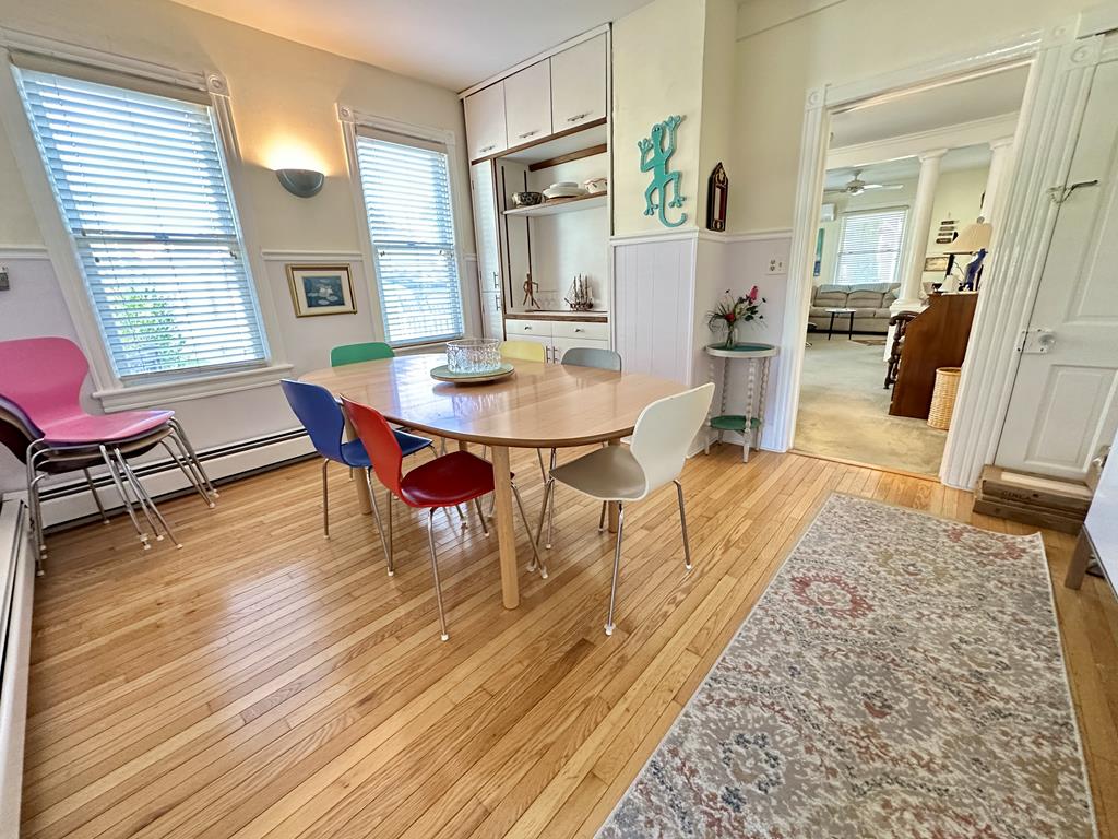 909 Queen Street | Photo 12