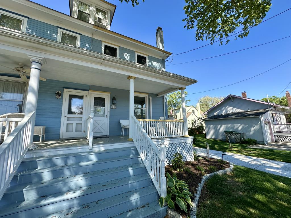 909 Queen Street | Photo 34