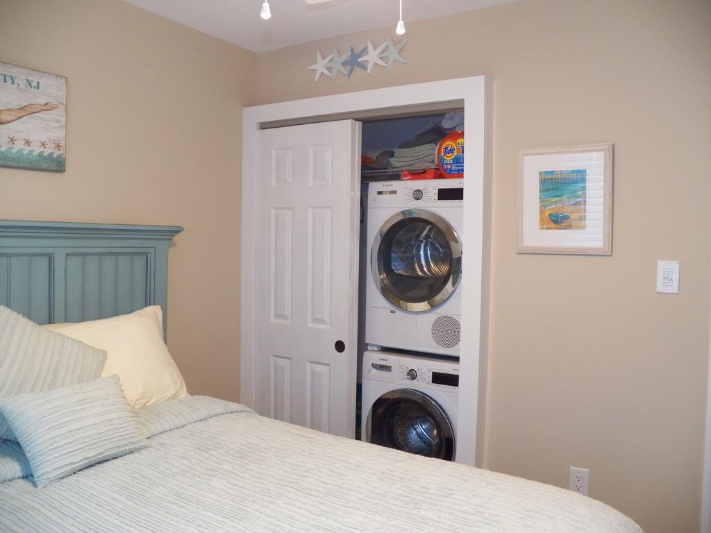 3900 Pleasure Avenue. - Picture 