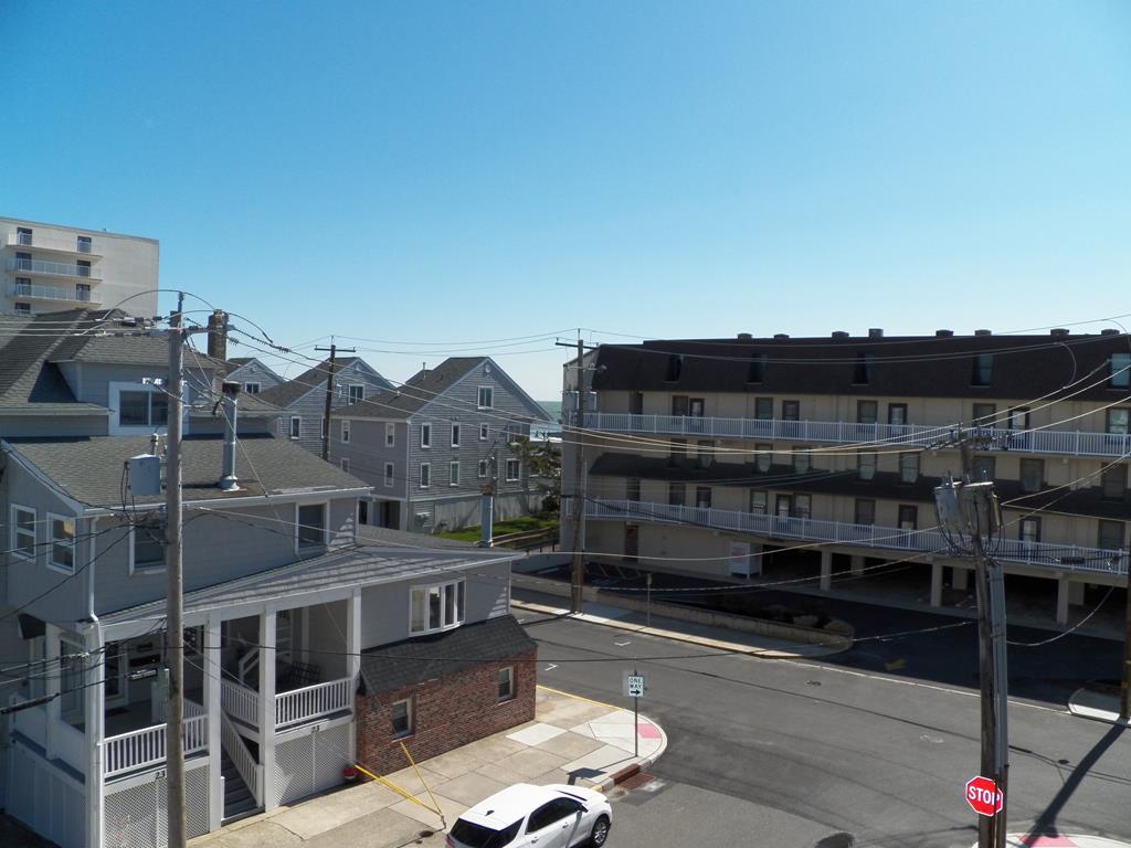 3900 Pleasure Avenue. - Picture 