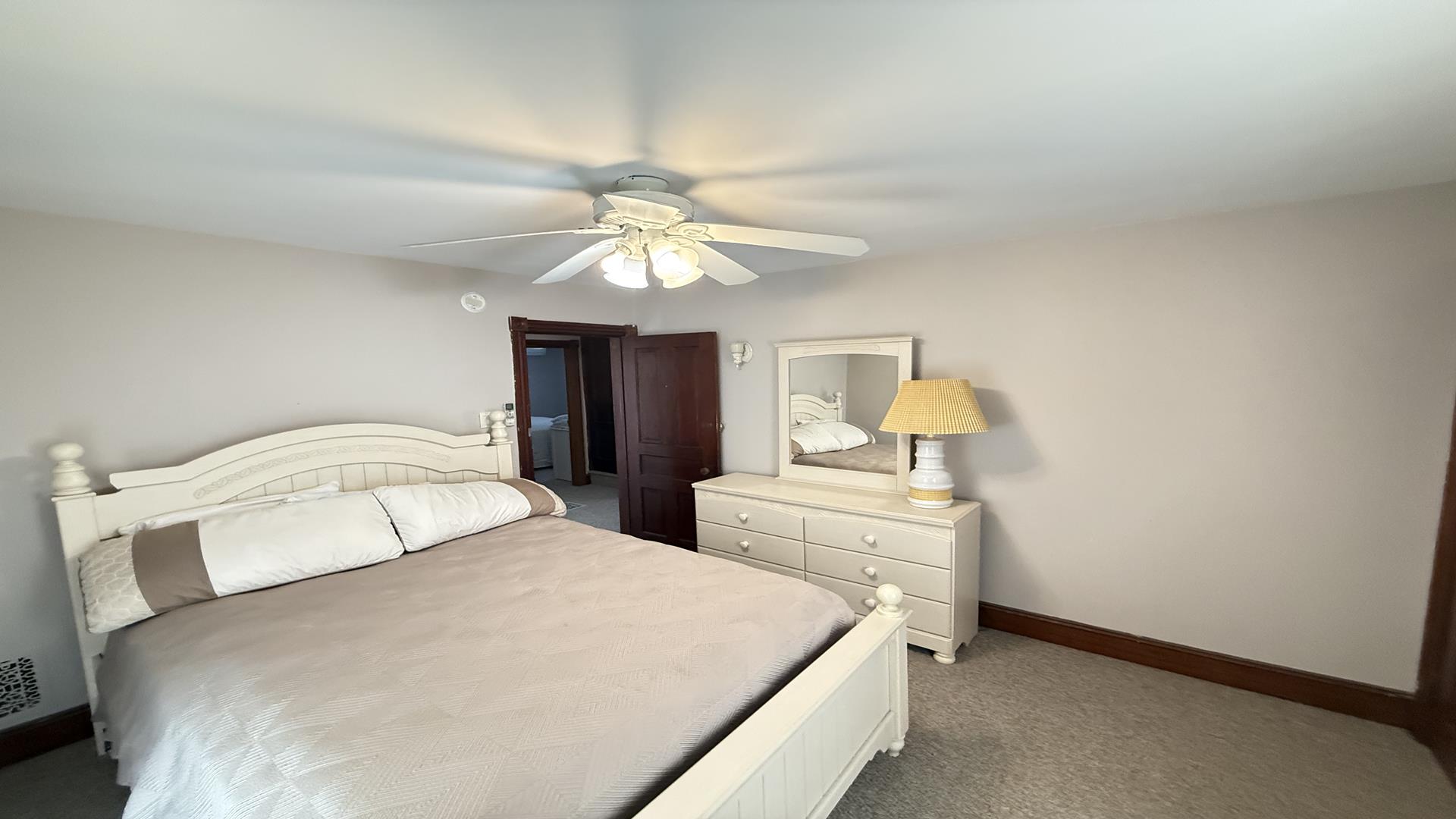 1208 Asbury ave, ocean city (Boardwalk Area)