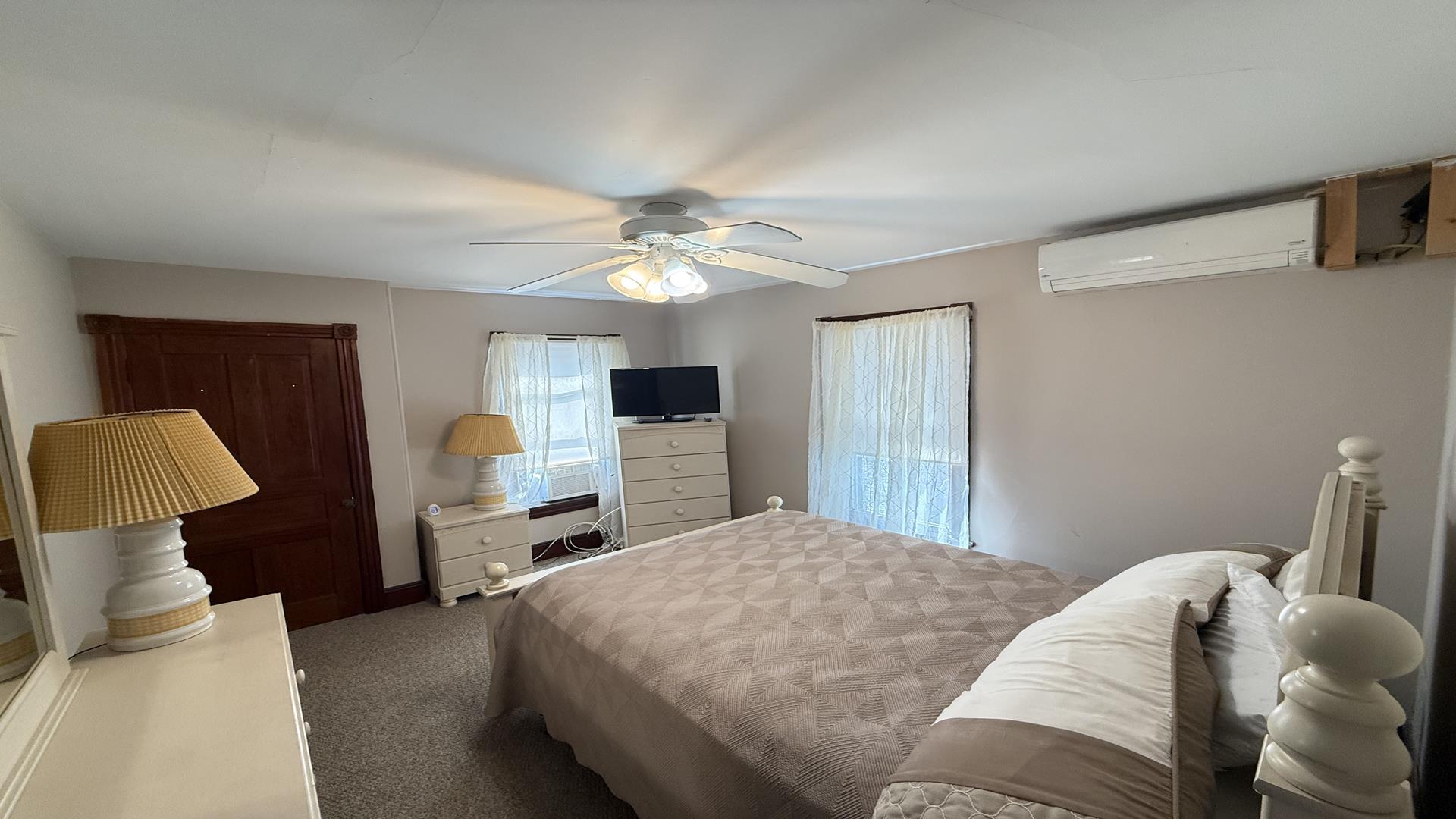 1208 Asbury ave, ocean city (Boardwalk Area)