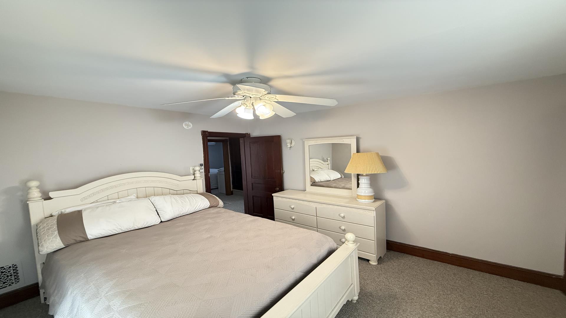 1208 Asbury ave, ocean city (Boardwalk Area)