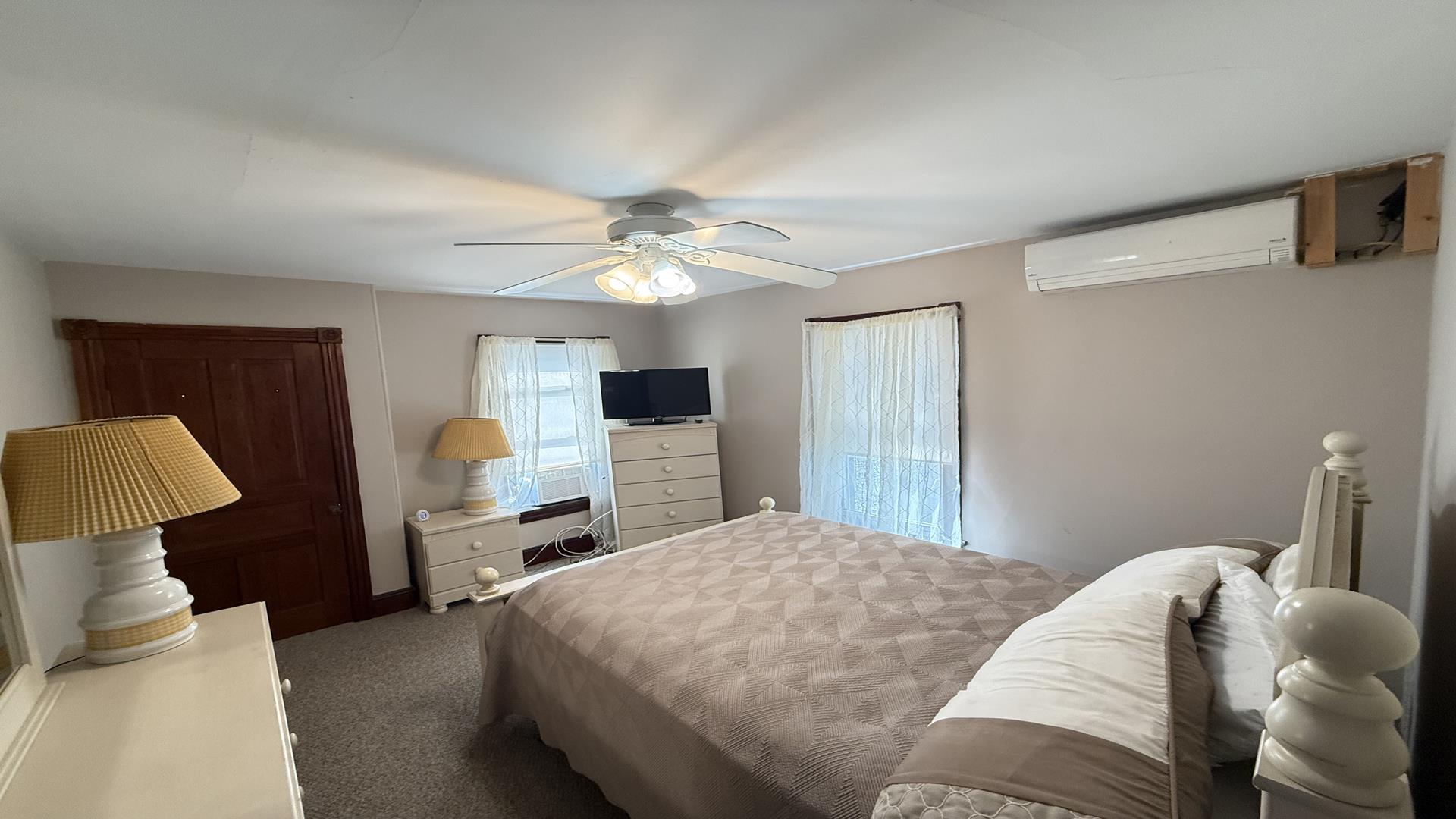 1208 Asbury ave, ocean city (Boardwalk Area)