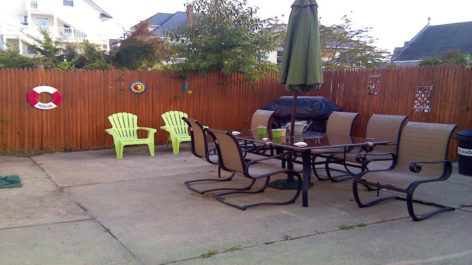 230 E. Juniper Avenue, Wildwood