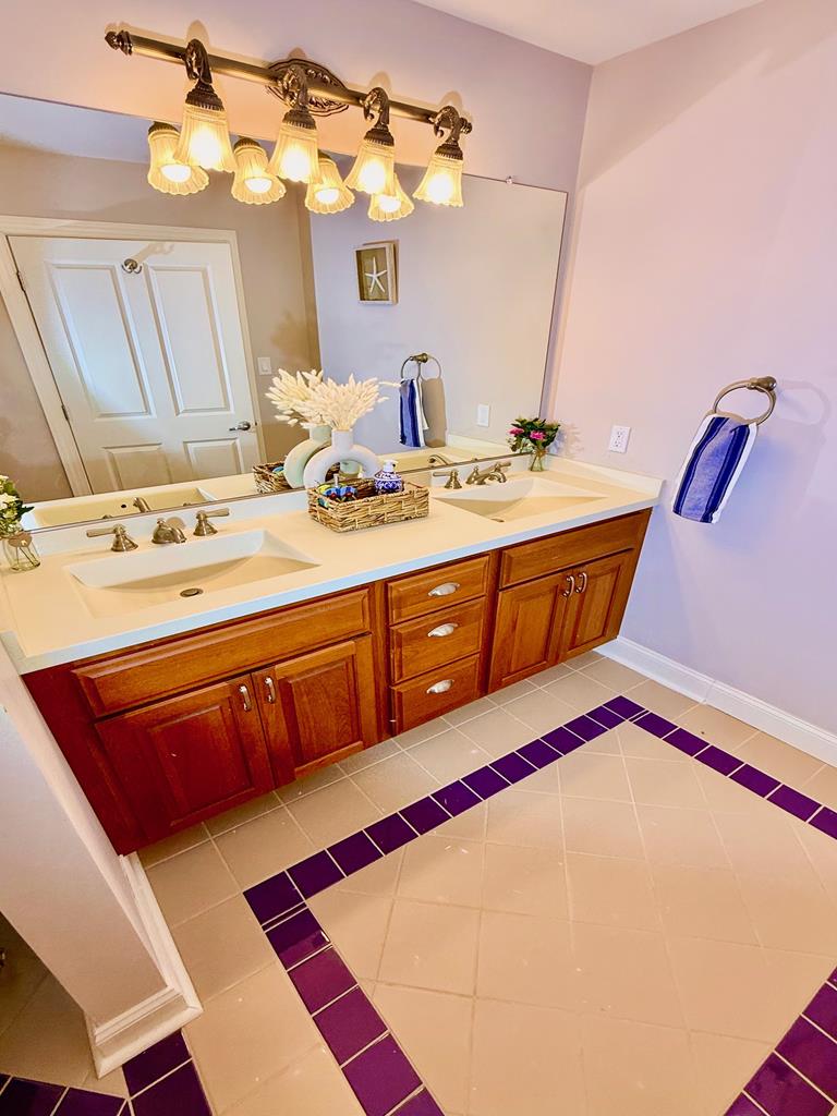 1253 Washington Street | Photo 28