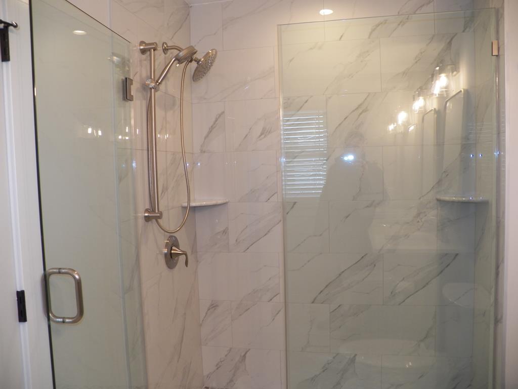 206 39th Street - Picture 