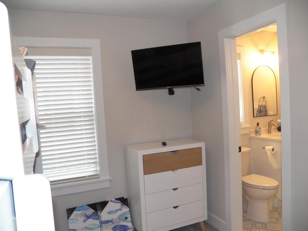 206 39th Street - Picture 