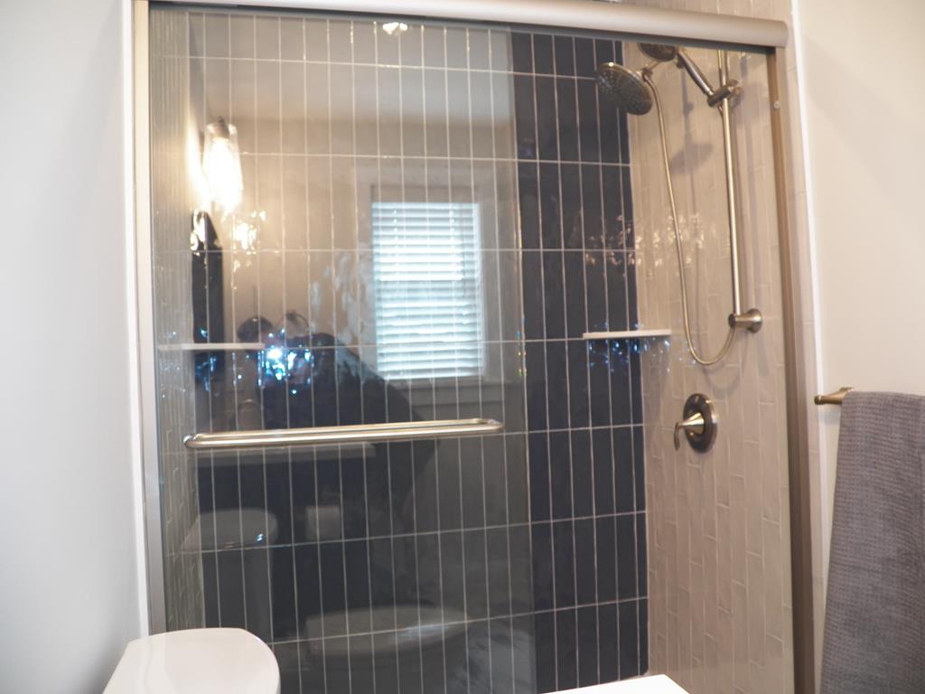 206 39th Street - Picture 
