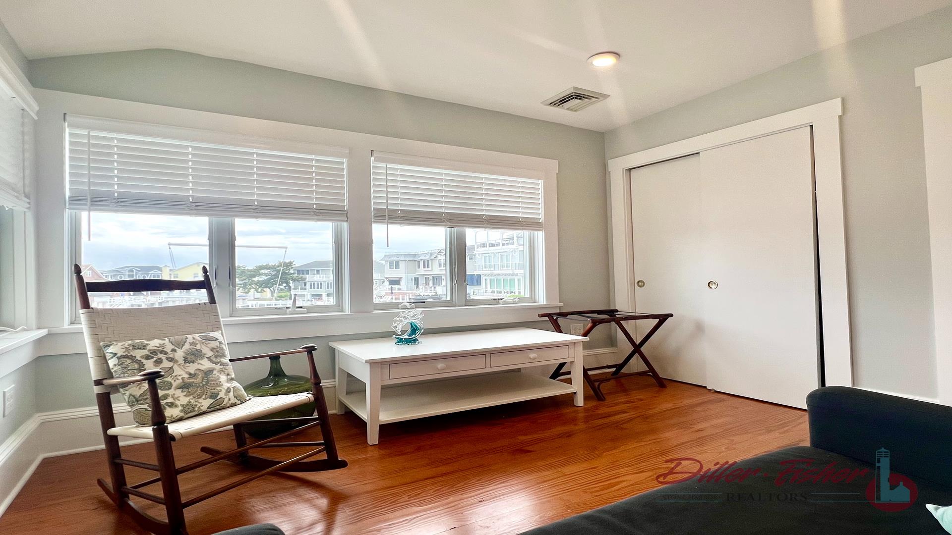 8921 Third Avenue, Stone Harbor (Bay Front)