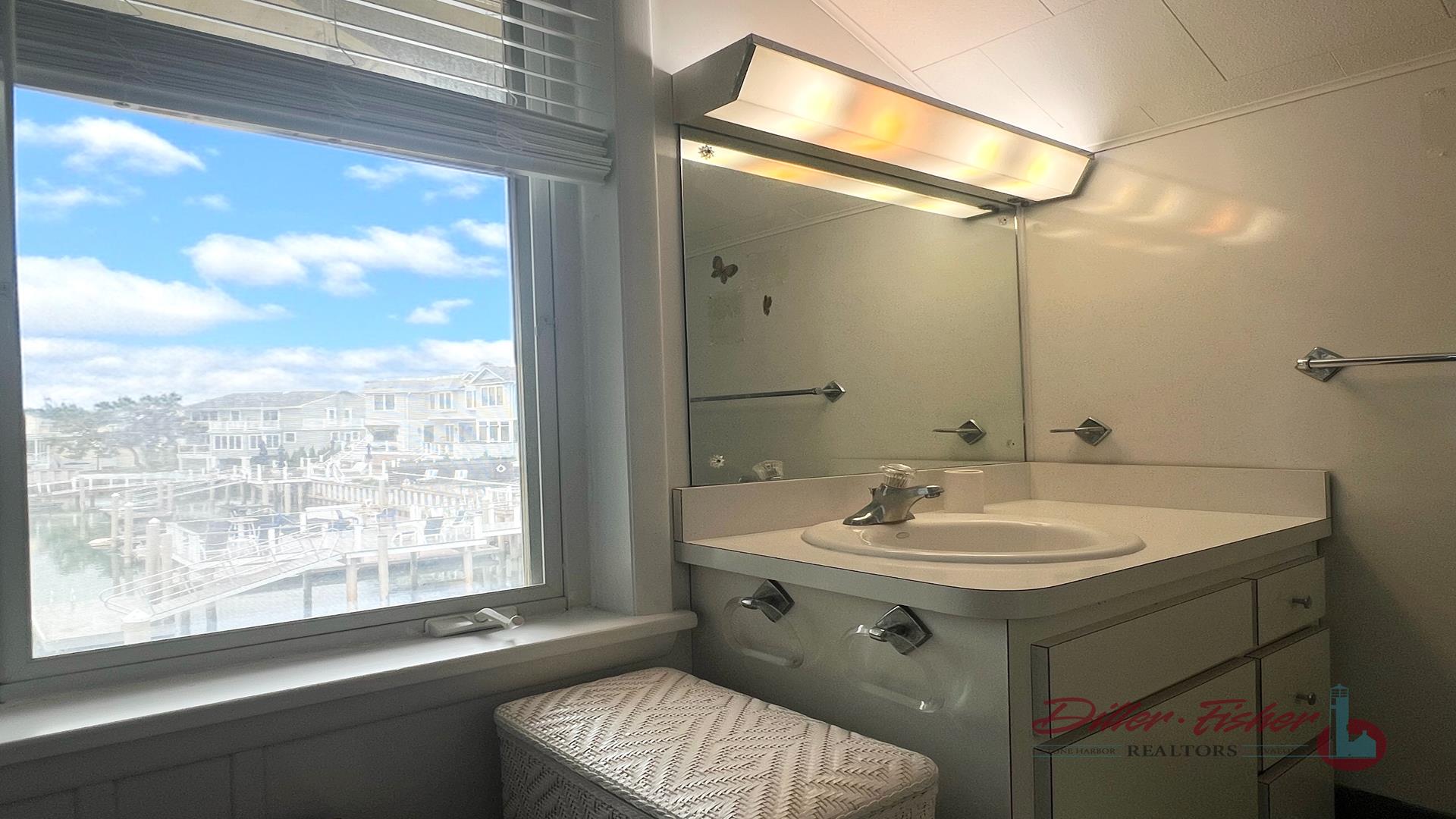 8921 Third Avenue, Stone Harbor (Bay Front)