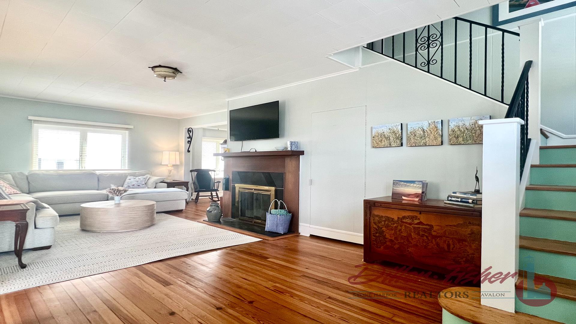 8921 Third Avenue, Stone Harbor (Bay Front)