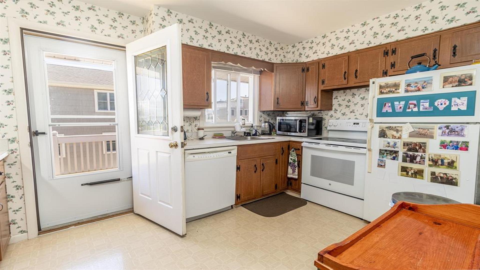 170 77th Street, Avalon (Beach Block)