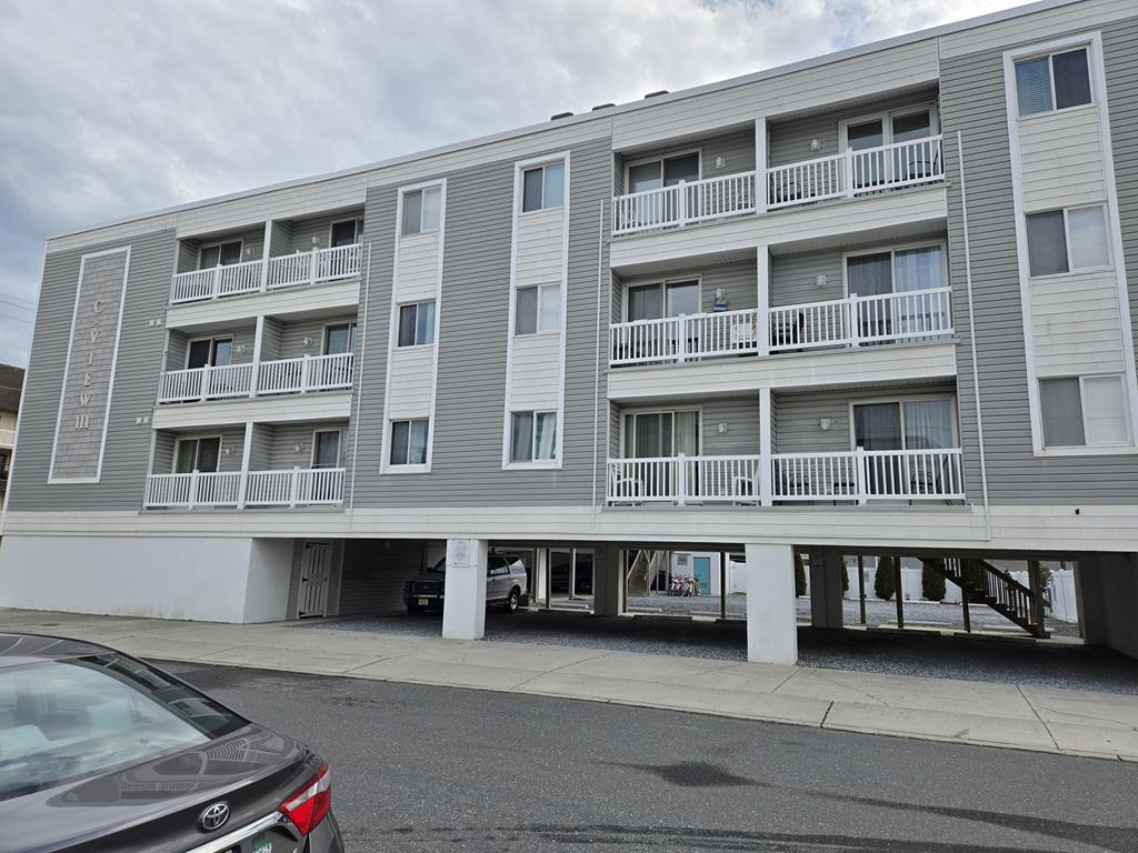 3900 Pleasure Avenue, Sea Isle City (Beach Block)