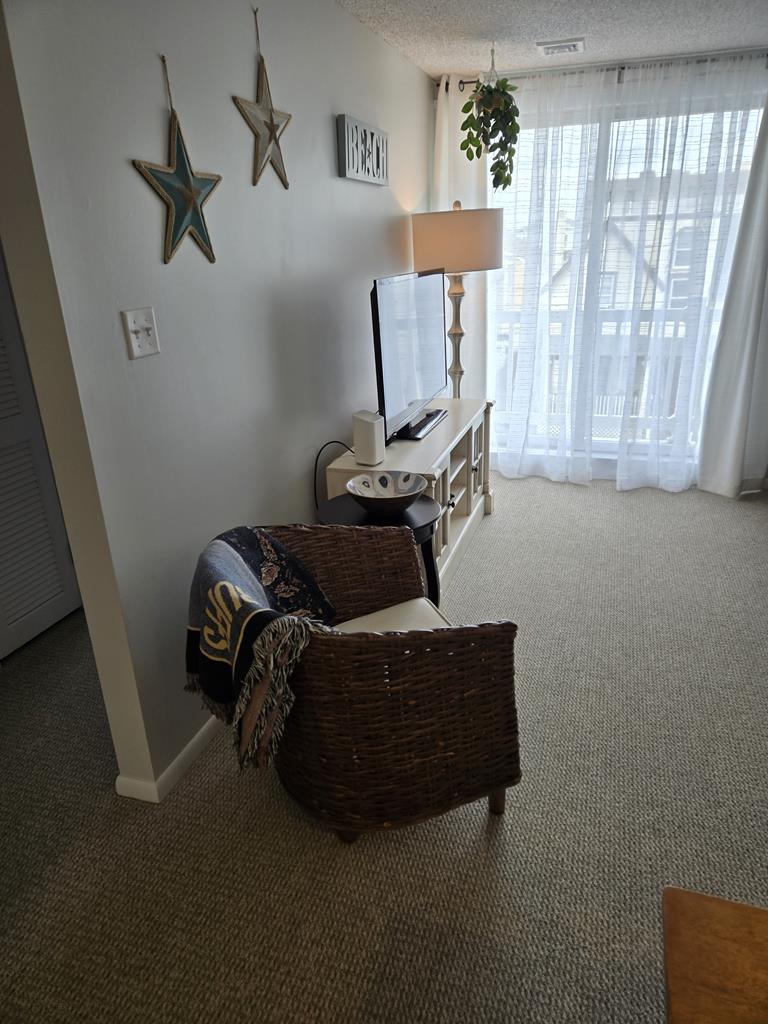 3900 Pleasure Avenue - Picture 