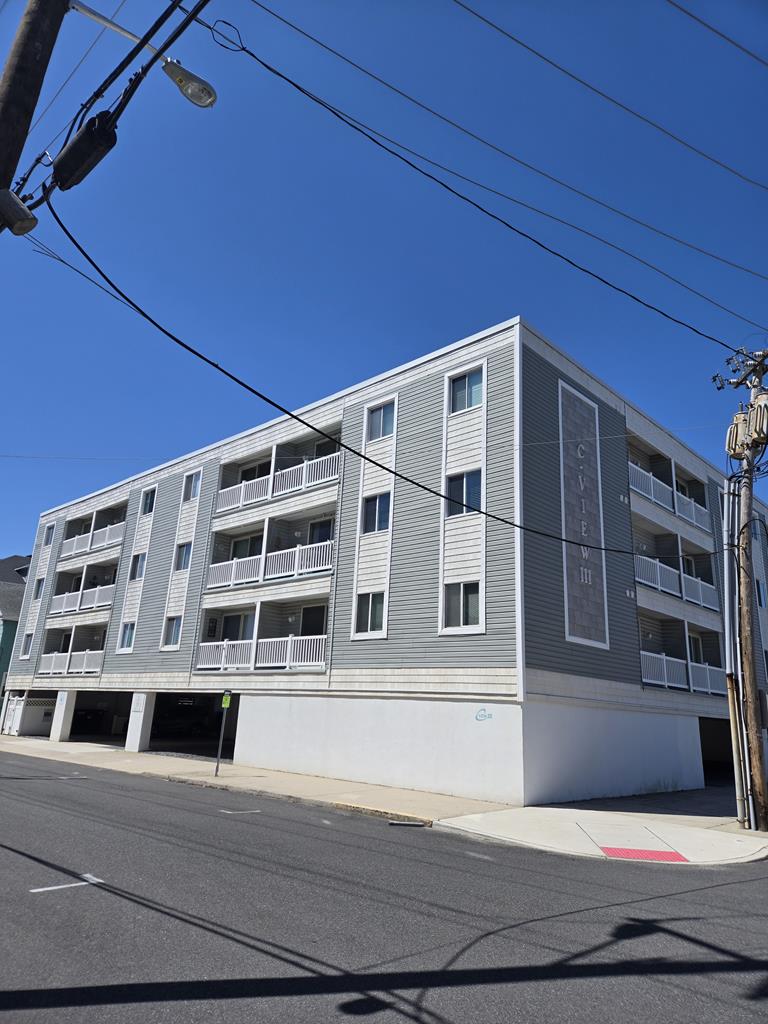 3900 Pleasure Avenue - 