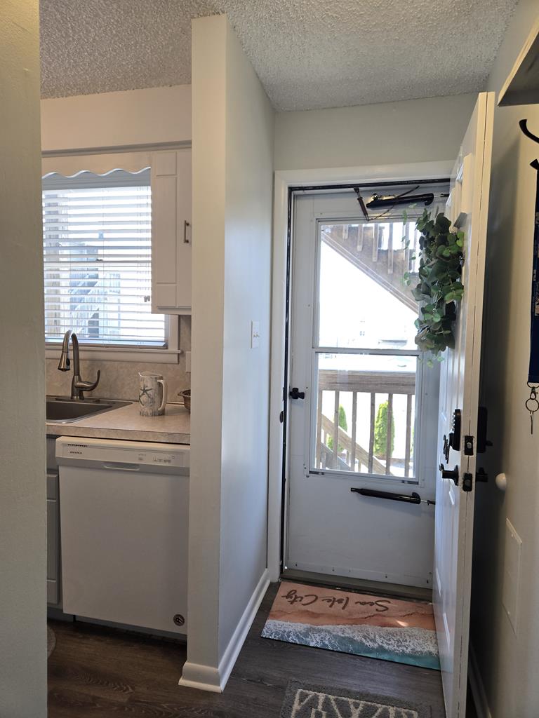 3900 Pleasure Avenue, Sea Isle City (Beach Block)