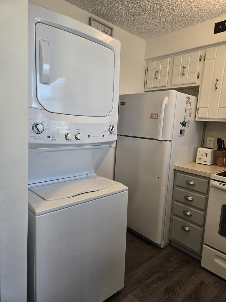 3900 Pleasure Avenue, Sea Isle City (Beach Block)