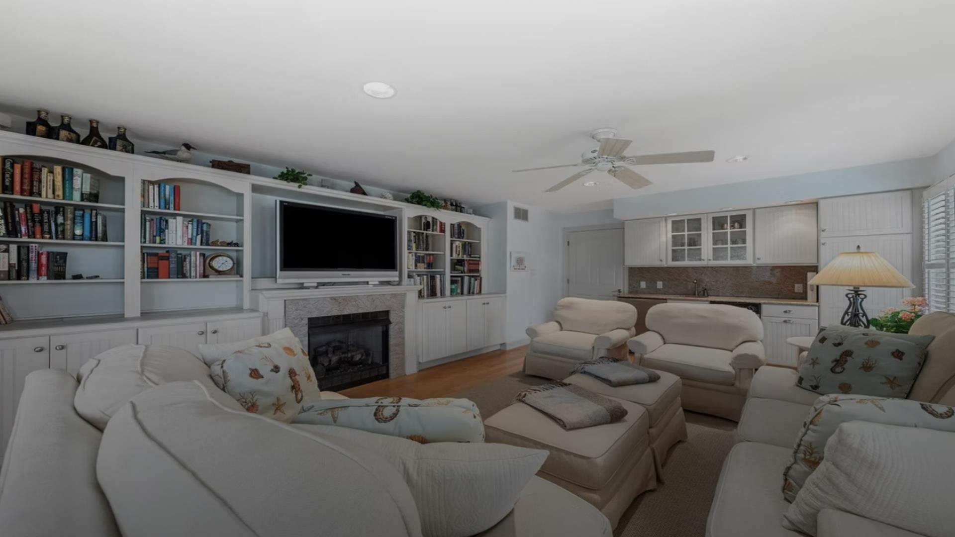 10112 Second Avenue, Stone Harbor (1 Block to Beach) - Picture 5