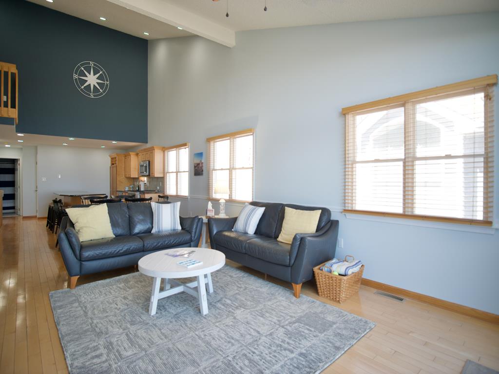 237 36th Street - Picture 