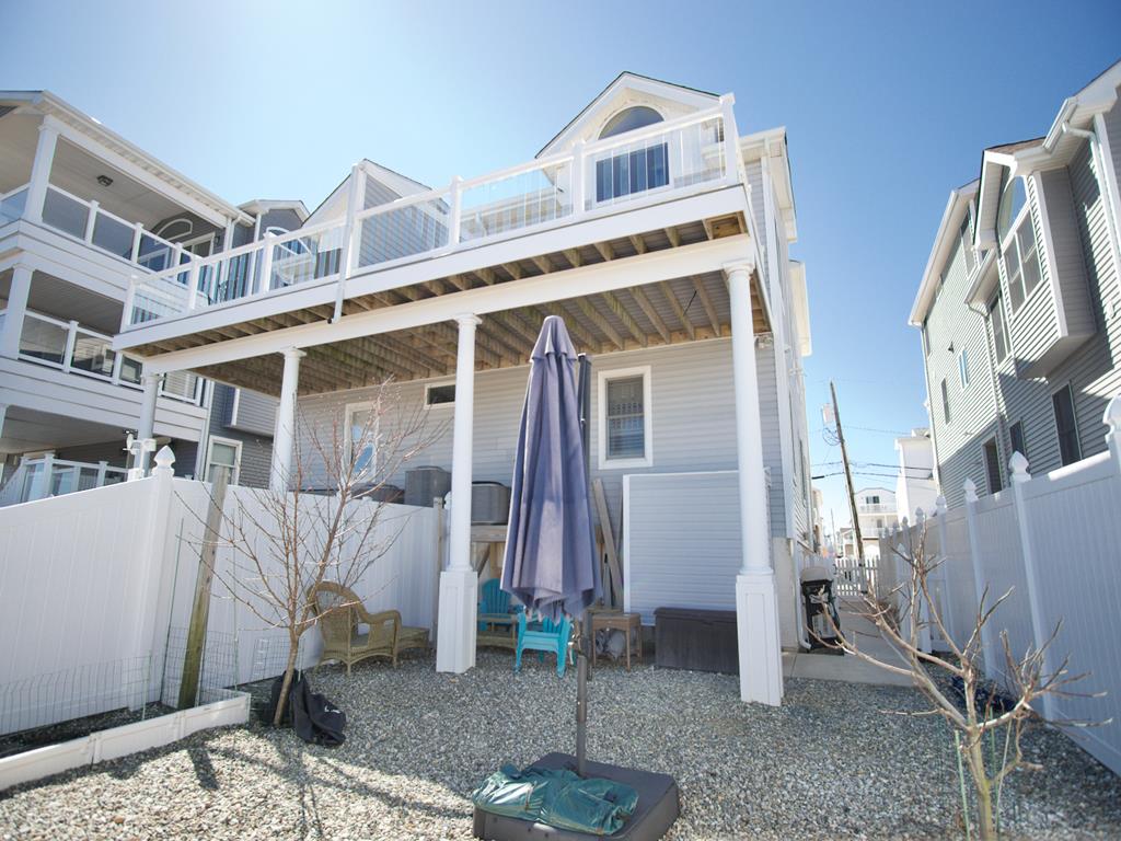 237 36th Street - Picture 