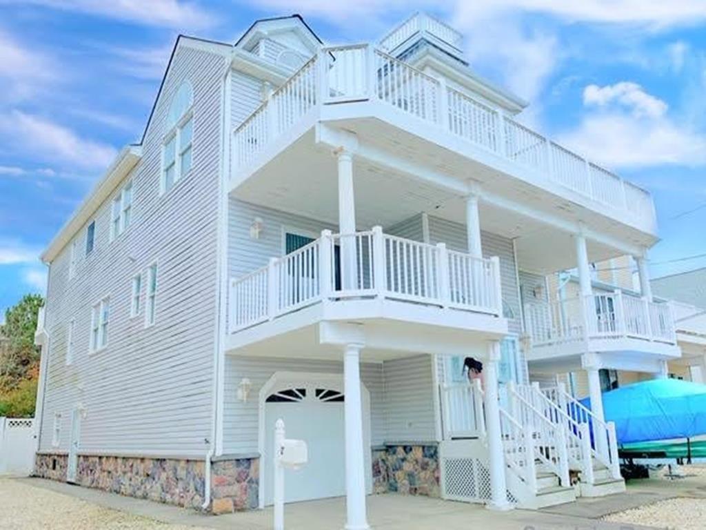 222 79th Street, Sea Isle City (Center)