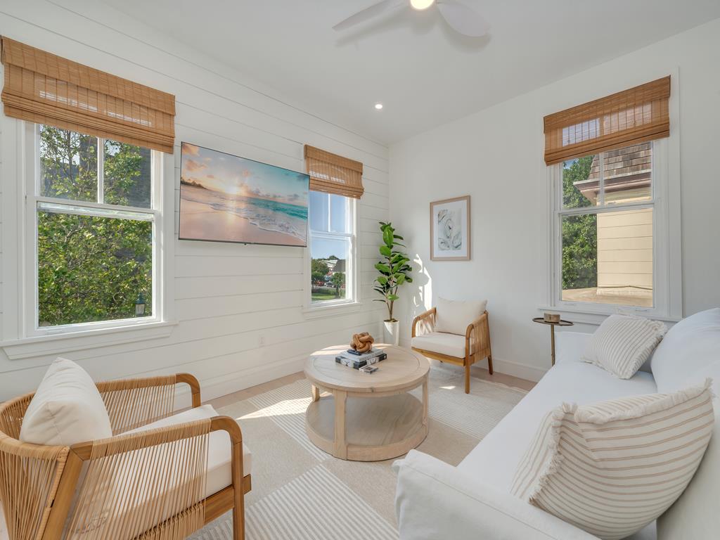 Washington Street Retreat - Units 1 and 2 | Photo 5