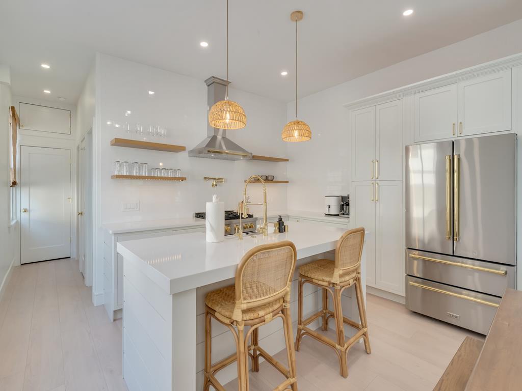 Washington Street Retreat - Units 1 and 2 | Photo 7