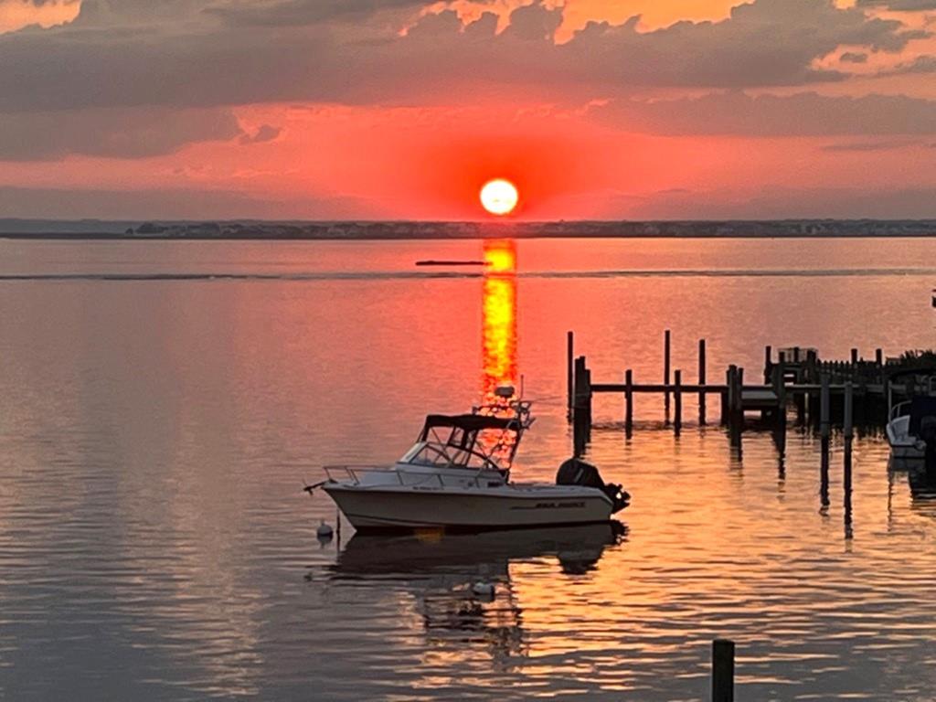 2905 C Long Beach Blvd, Ship Bottom (Bay Front)