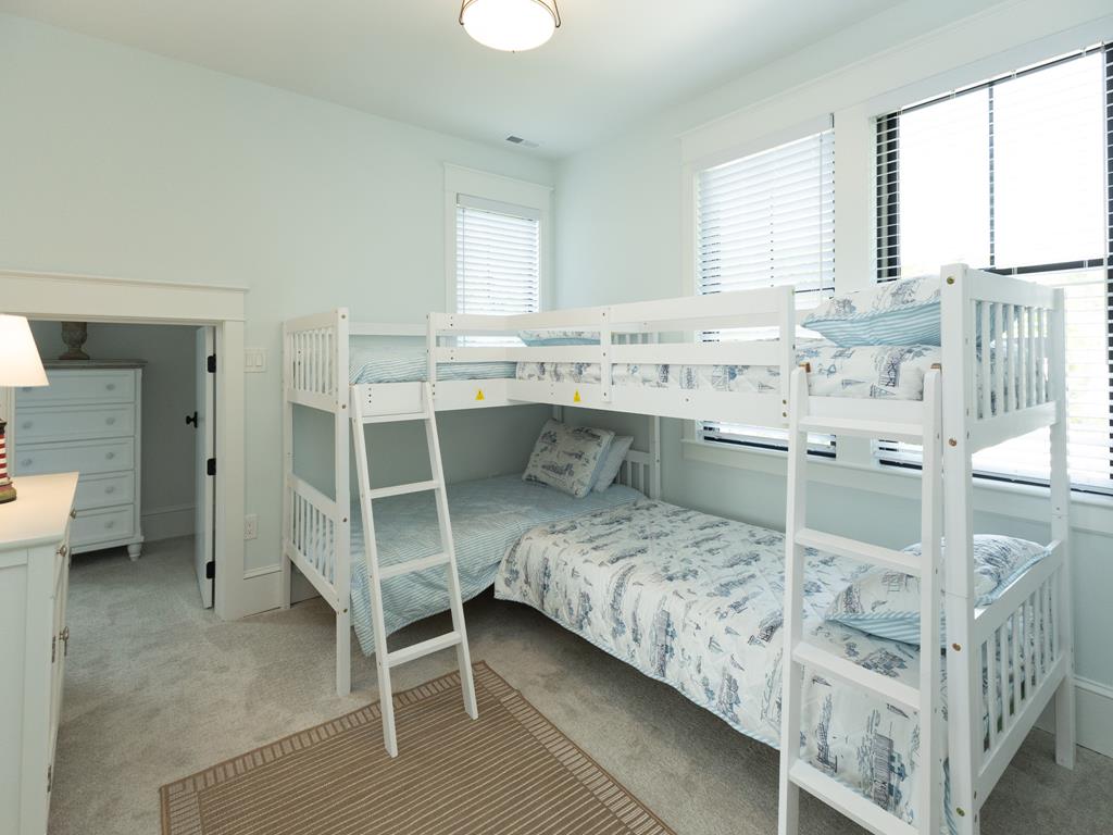 Peaceful on Page St - New Construction - 4 Beds | Photo 34